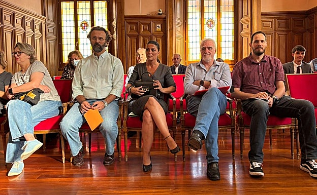Macarena Olona ha acudido a la rueda de prensa de Sonia Lalanda