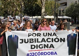 Los procuradores de Córdoba muestran su apoyo a la protesta por la pasarela al RETA y unas pensiones dignas