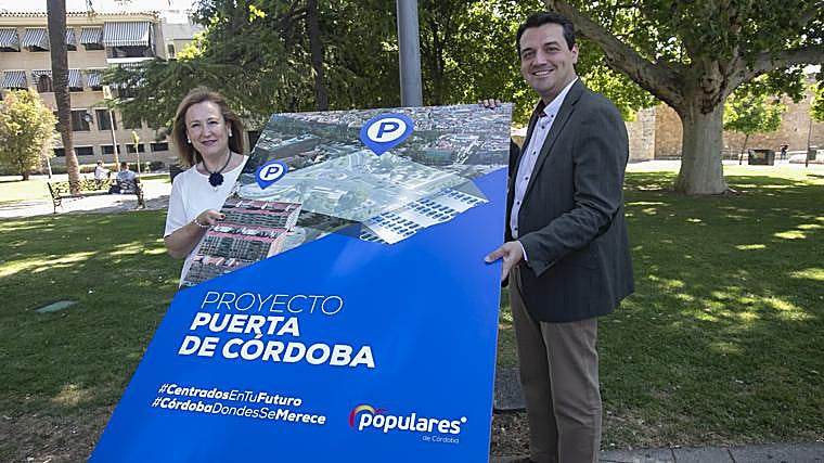 Presentación en las municipales de 2019 del proyecto del parking de Vallellano