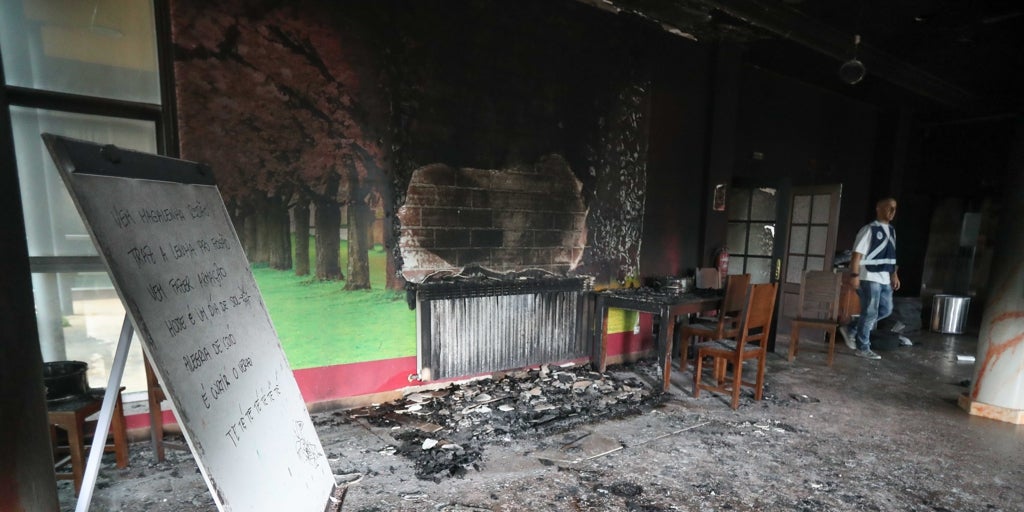 Lanzan varios artefactos explosivos contra la residencia que acogerá a 80 menores migrantes en Monforte (Lugo)