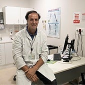 Eduardo Agüera, neurólogo: «En 20 años podríamos decir que tenemos la cura»