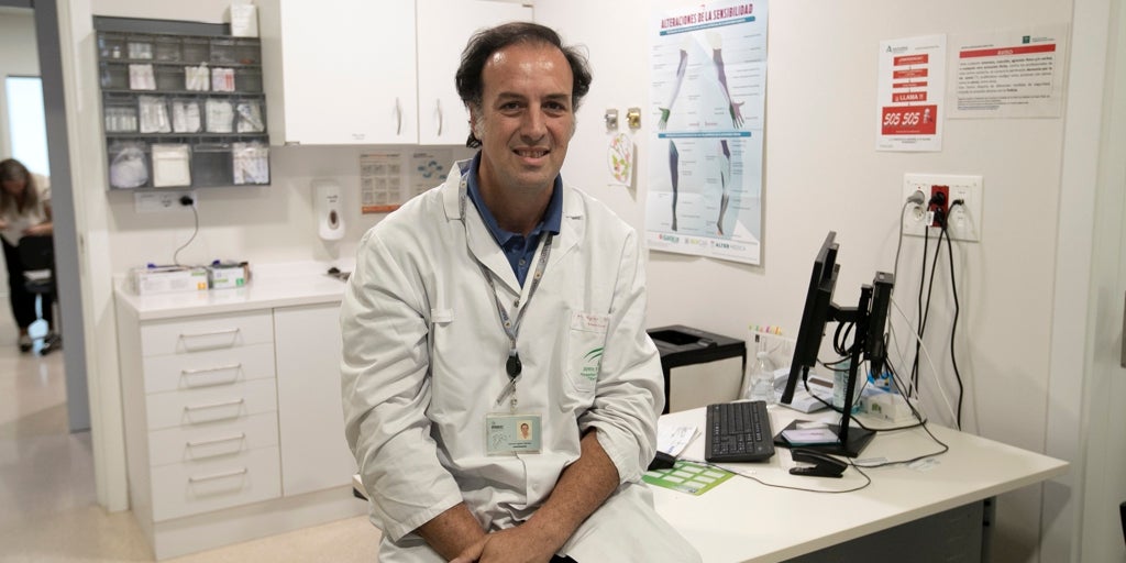 Eduardo Agüera, neurólogo: «En veinte años podríamos decir que tenemos la cura del Alzhéimer»