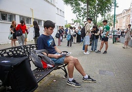 Andalucía es la comunidad donde sale más barato estudiar las carreras de Medicina y Enfermería