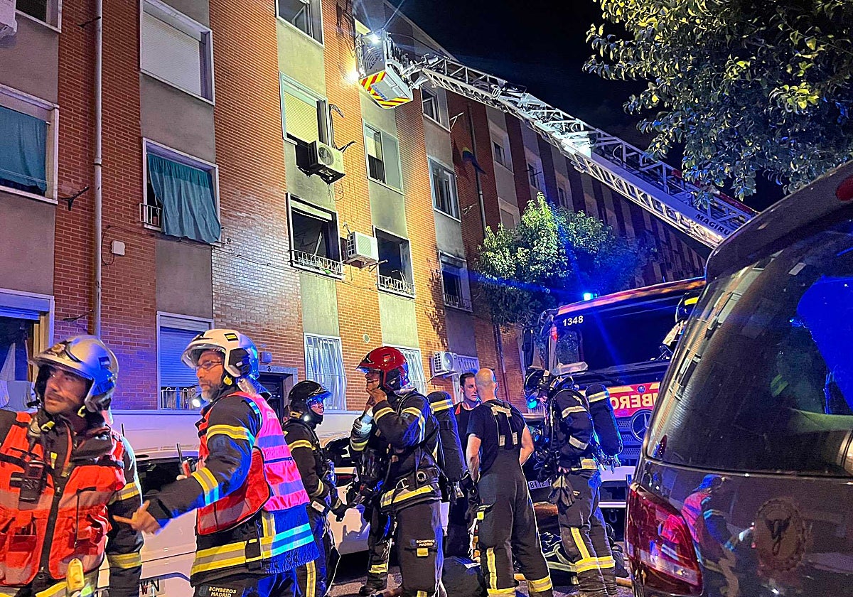 Cinco dotaciones de Bomberos del Ayuntamiento de Madrid acudieron al lugar