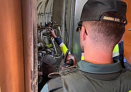 Cortan el agua de 17 enganches ilegales en viviendas ocupadas en Arroyo de la Encomienda (Valladolid)