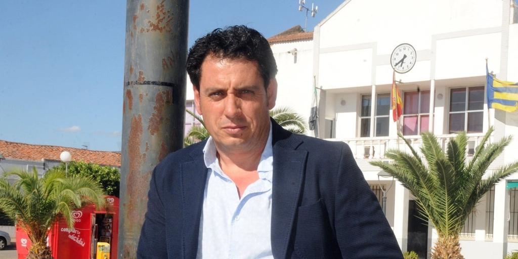 Un alcalde del PP en Badajoz, condenado por agredir a dos vecinos