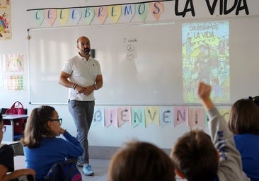 Más profesores para un futuro mejor