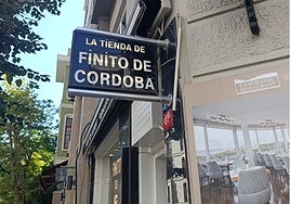 Unos andaluces van de viaje a Estambul y alucinan al encontrarse con esta tienda dedicada a este torero cordobés: «¿Es falsa?»