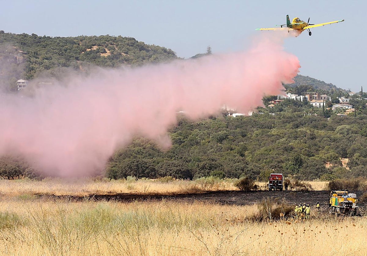 Descarga para detener un conato de incendios