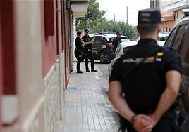 Cada policía tiene que proteger a cien víctimas de violencia machista en Andalucía: «Es una barbaridad»