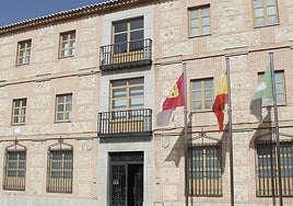 Fuensalida recupera más de 200.000 euros en facturas de agua impagadas por viviendas de la Sareb