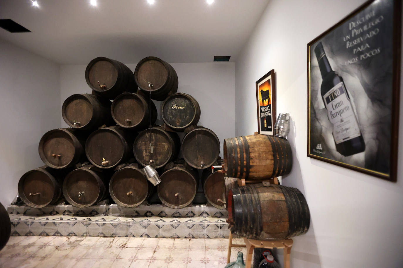 La reforma de la Taberna Góngora, en imágenes