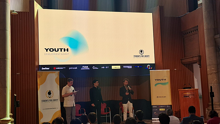Barcelona acoge el Youth Development Summit: un foro de economía, democracia y utopías liberales