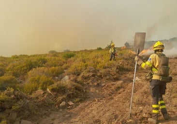 Rafael Heras, alcalde de Peñalba de la Sierra: «No comparto los protocolos que se han seguido para sofocar el incendio, pero hay que respetarlos»