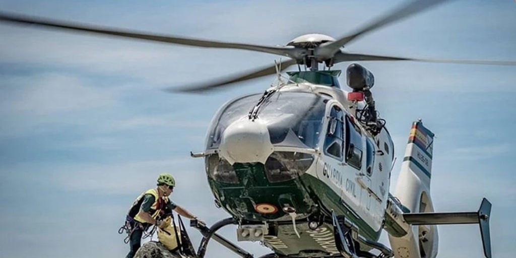 Rescatado en helicóptero un hombre tras sufrir una caída de 15 metros en un monte de Granada