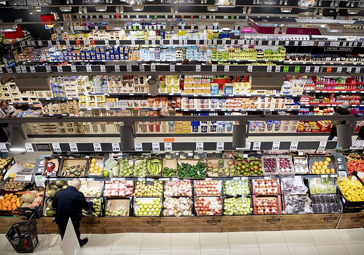 Interior de un establecimiento Lidl