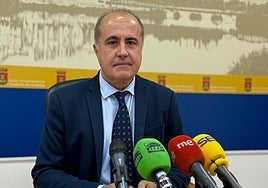 Talavera tendrá un mural de cerámica sobre la base de la bandera de España del Ayuntamiento