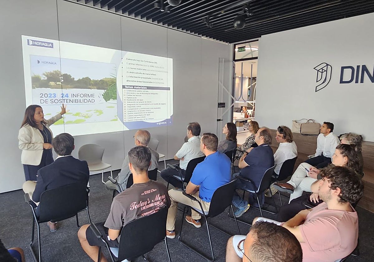 Imagen de la presentación del Informe de Sostenibilidad de Hidraqua