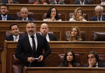 PP y Vox entran en el cuerpo a cuerpo con el debate de la inmigración