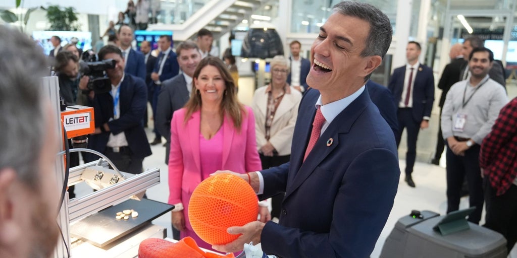 «Presupuestos o elecciones», el ultimátum de Sánchez a Rajoy hace siete años que hoy le retrata
