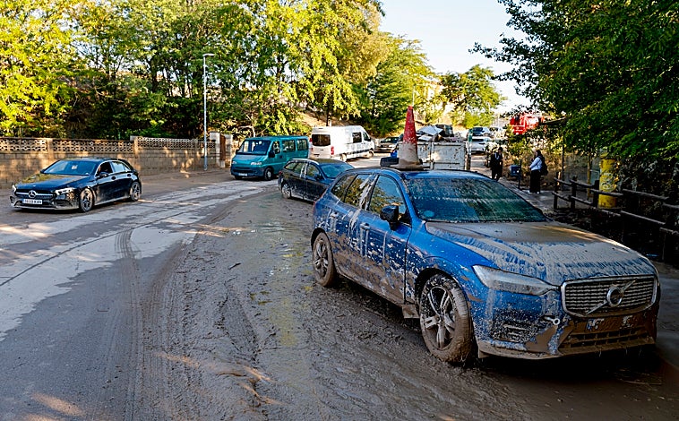 Imagen principal - Aragón pasa a fase de normalización tras las tormentas, pero mantiene el operativo de limpieza con 200 operarios
