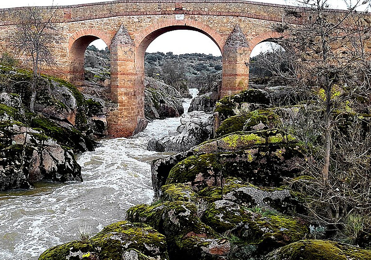 El río Pusa en término municipal de Santa Ana de Pusa, Toledo