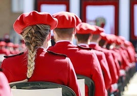 Bildu usa la dimisión de la cúpula de la 'academia' de la Ertzaintza para cuestionar el «modelo policial»