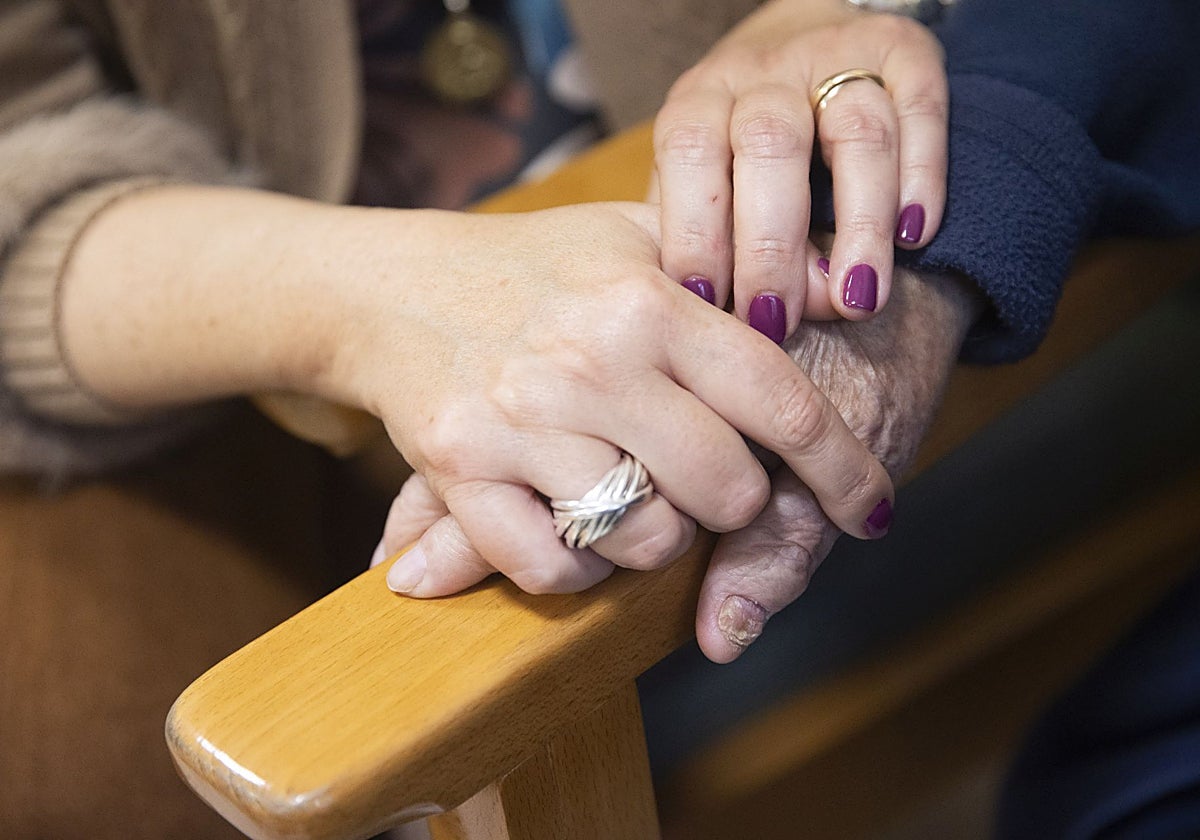 El 70% de los mayores que viven solos son mujeres