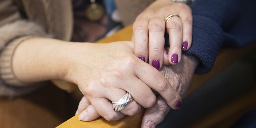 Uno de cada cuatro castellanomanchegos mayores de 65 años vive solo y el 70% son mujeres