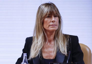 La mujer de Sánchez declara que pidió de forma «muy esporádica» a su asistente enviar mails de su trabajo personal