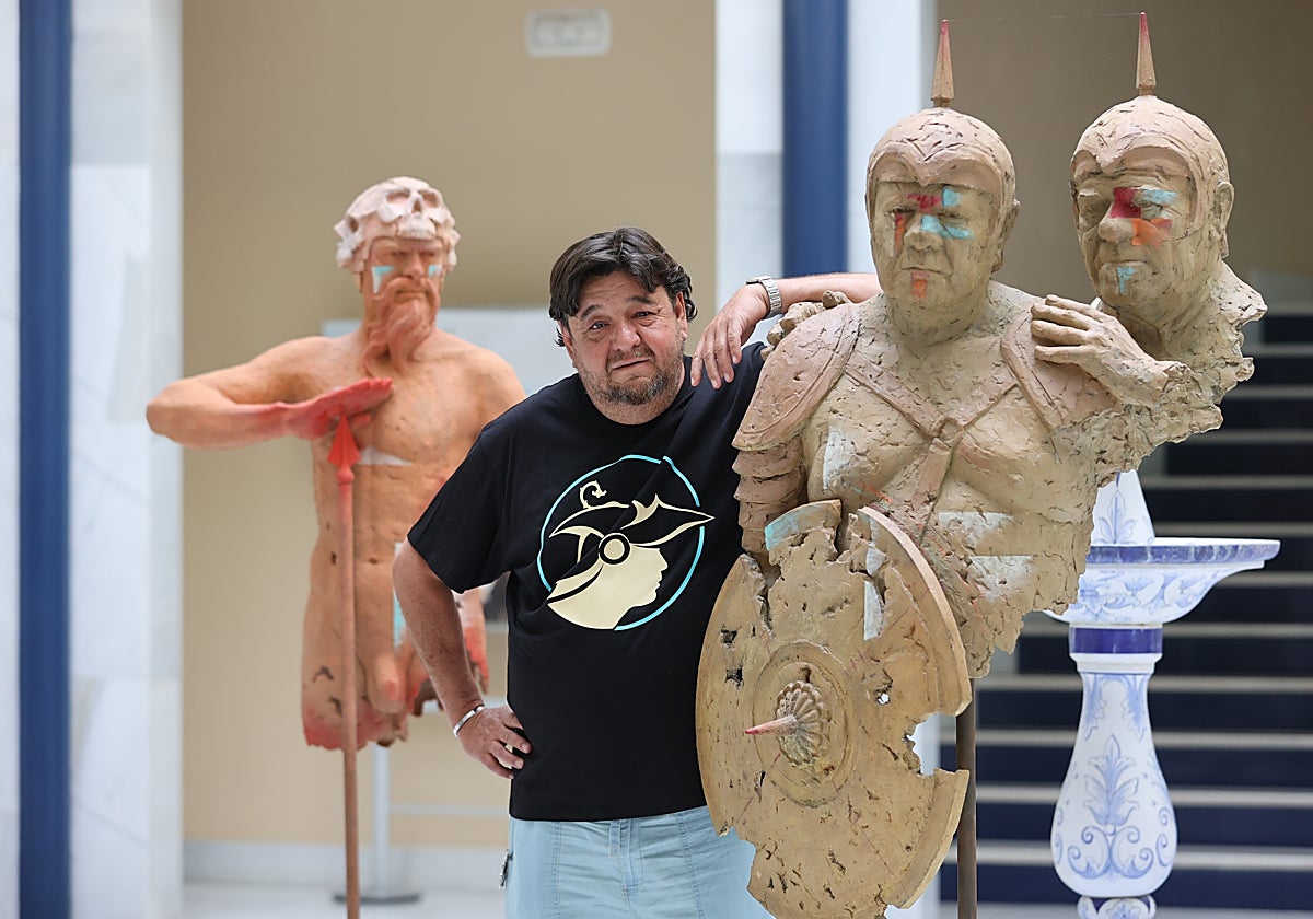 El escultor cordobés José Manuel Belmonte