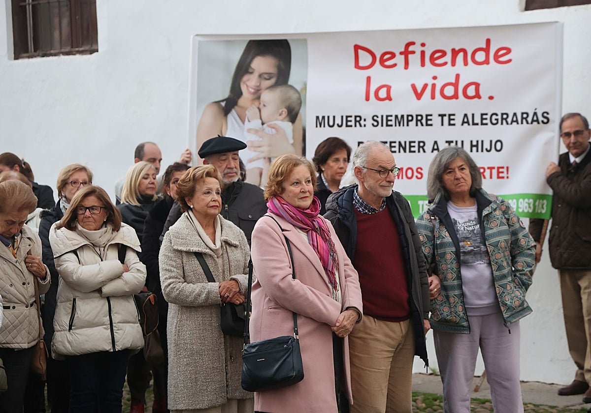 Concentración por la vida en la plaza de Capuchinos