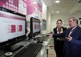 Movilidad corrige fallos en el Buscyl y permitirá hacer reservas en líneas interurbanas