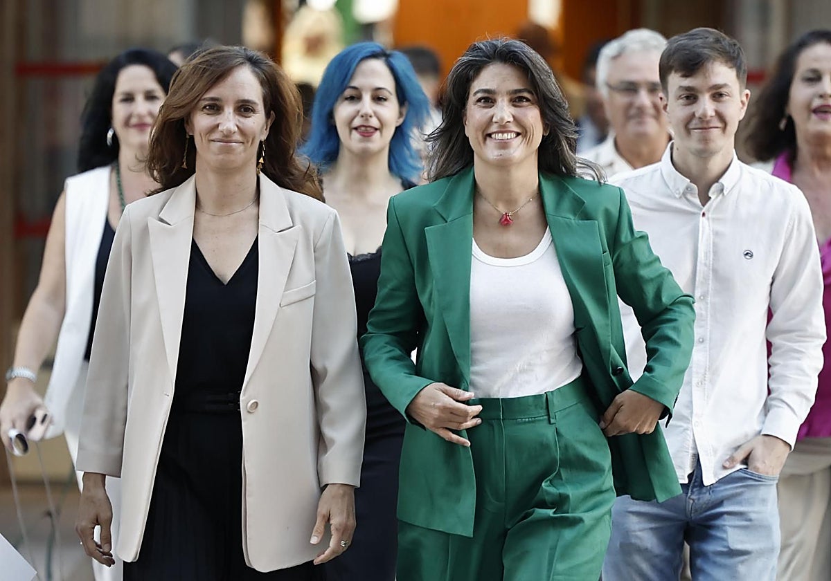 Mónica García y Manuela Bergerot, en la Asamblea de Madrid en el Debate sobre el estado de la región
