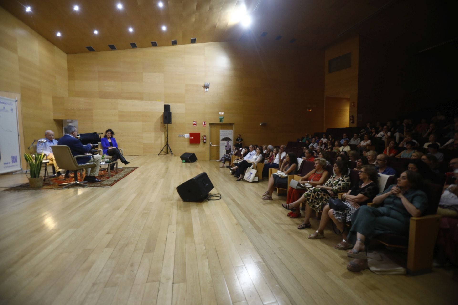 Las mejores imágenes de Alfonso Guerra en Cosmopoética