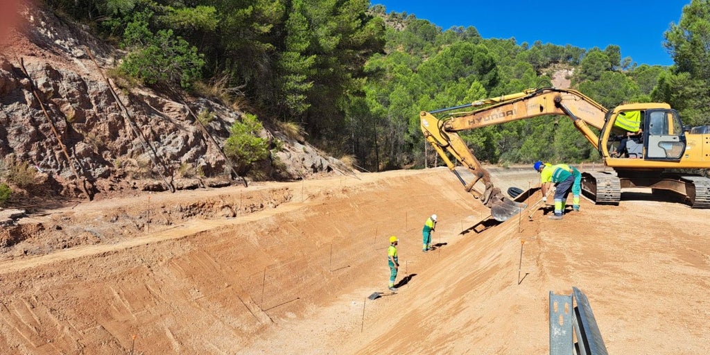 Page advierte de que «la Europa de los trasvases no existe» y otros retienen el agua que no se envío por obras en el acueducto