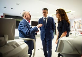 La Comunidad de Madrid ya ha dado 30.186 ayudas para gafas mientras que las de Sanidad aún no llegan