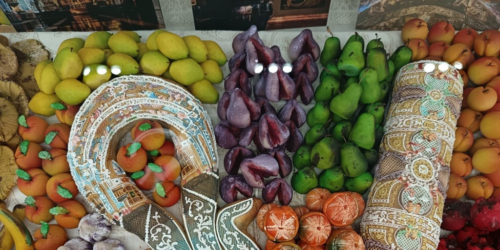 Esta es la mejor  Mocadorà  de Valencia: dónde está la panadería premiada por el 9 de Octubre