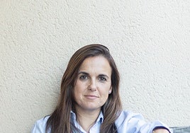 Alicia Orriols declara la guerra al suicidio con su libro: «Si no lo hablamos, fingimos que no existe»