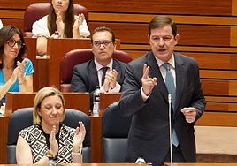 Mañueco, ante el reto de esquivar a Vox