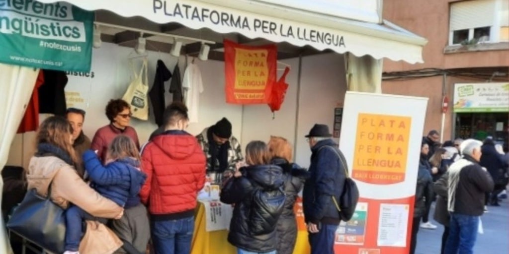 El Defensor del Pueblo del catalán recorre Valencia y Baleares para denunciar a castellanohablantes por discriminaciones