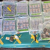 Sorprenden a una joven con 18 kilos de hachís ocultos en su coche en el Puerto de Denia