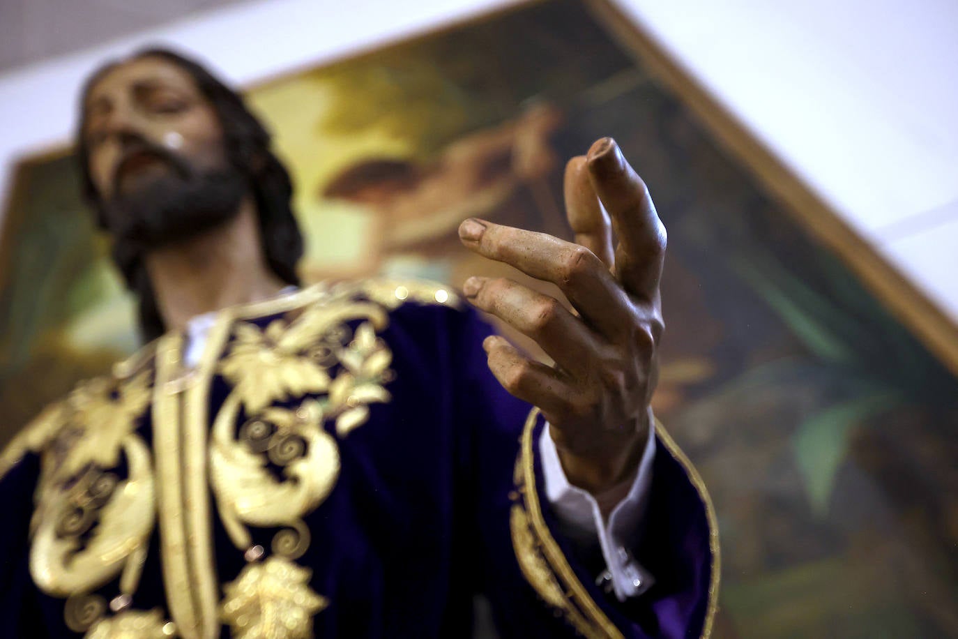 Las cofradías de la provincia esperan el Vía Crucis Magno en Córdoba, en imágenes