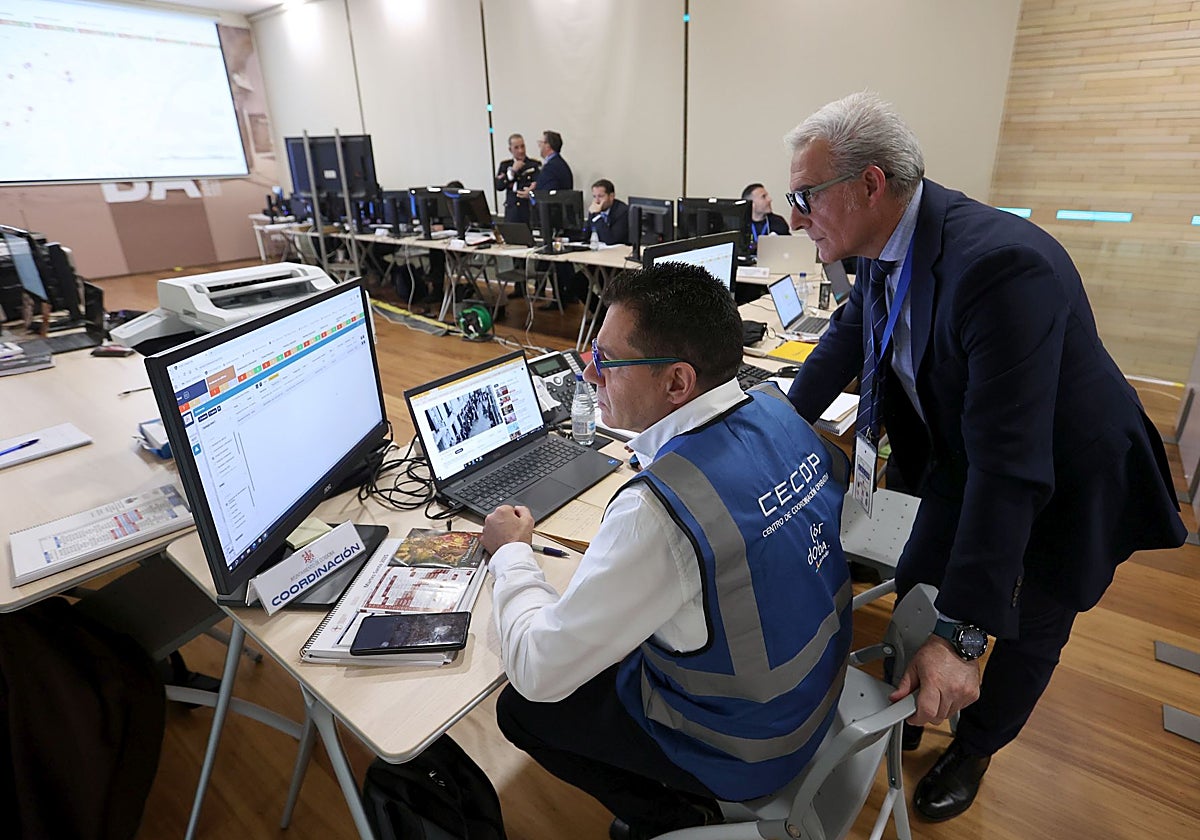 Trabajo en el Cecop durante la Semana Santa de Córdoba 2025