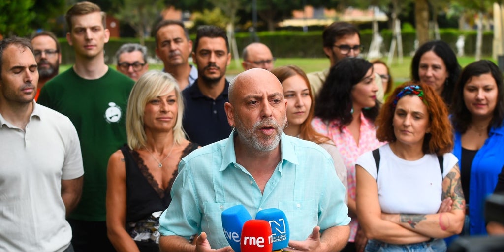 Izquierda Unida propone al líder del PCA como candidato a la Junta de Andalucía