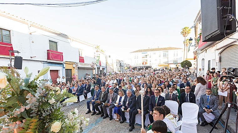 Aspecto de la Plaza del Cabildo durante el Pontifical