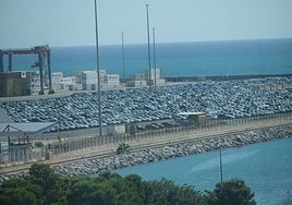 El 'boom' de los coches chinos dispara el movimiento de vehículos en el Puerto de Málaga