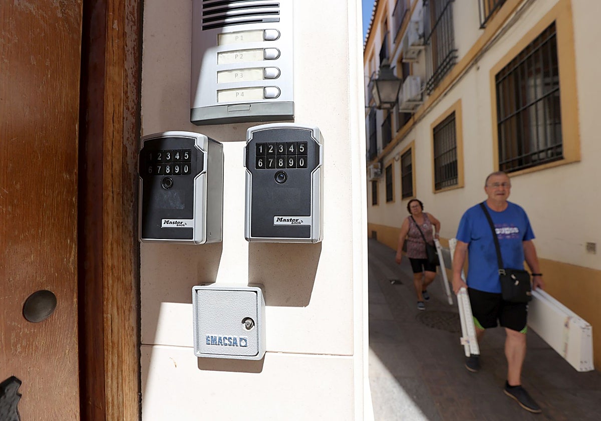 La Junta de Andalucía desarrolla un sistema para impedir la inscripción de viviendas en el Registro de Turismo