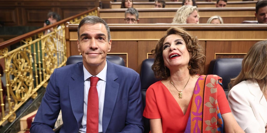 María Jesús Montero elude la autocrítica por los fallos en el sistema de cribado de cáncer de mama aprobado en su etapa: «No soy consejera hace 13 años»