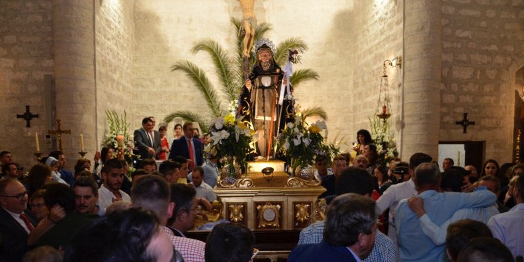 Un pueblo de Jaén se rebela contra su alcalde por cambiar sin acuerdo las fechas de las fiestas patronales